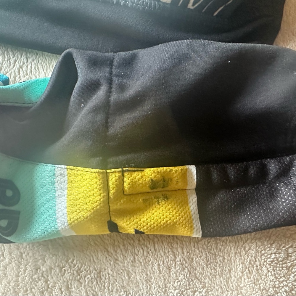 Colorful Betty Squad Cycling Jacket - Picture 4 of 4